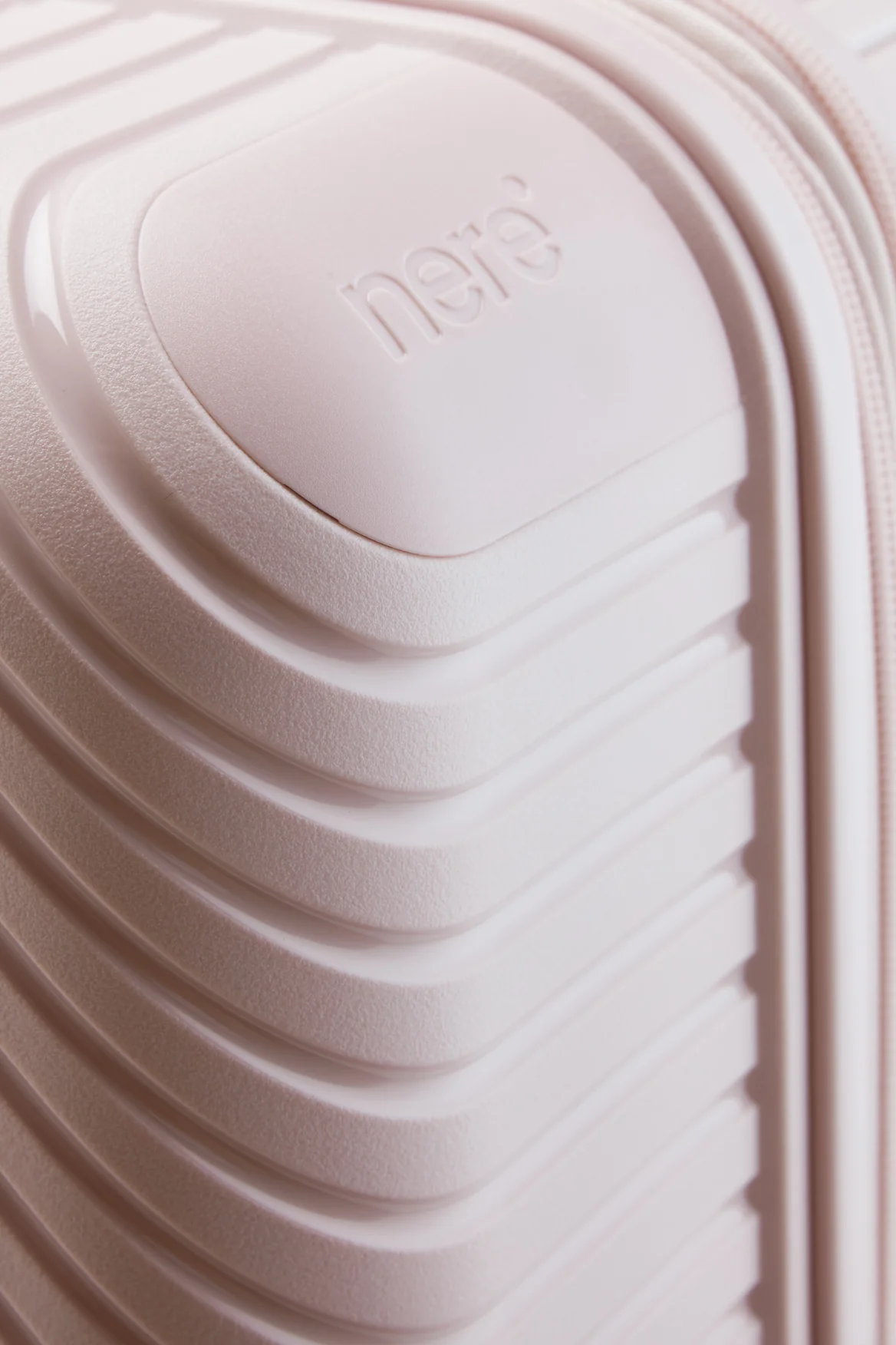 Bondi Carry-On 56cm Suitcase - Image 9