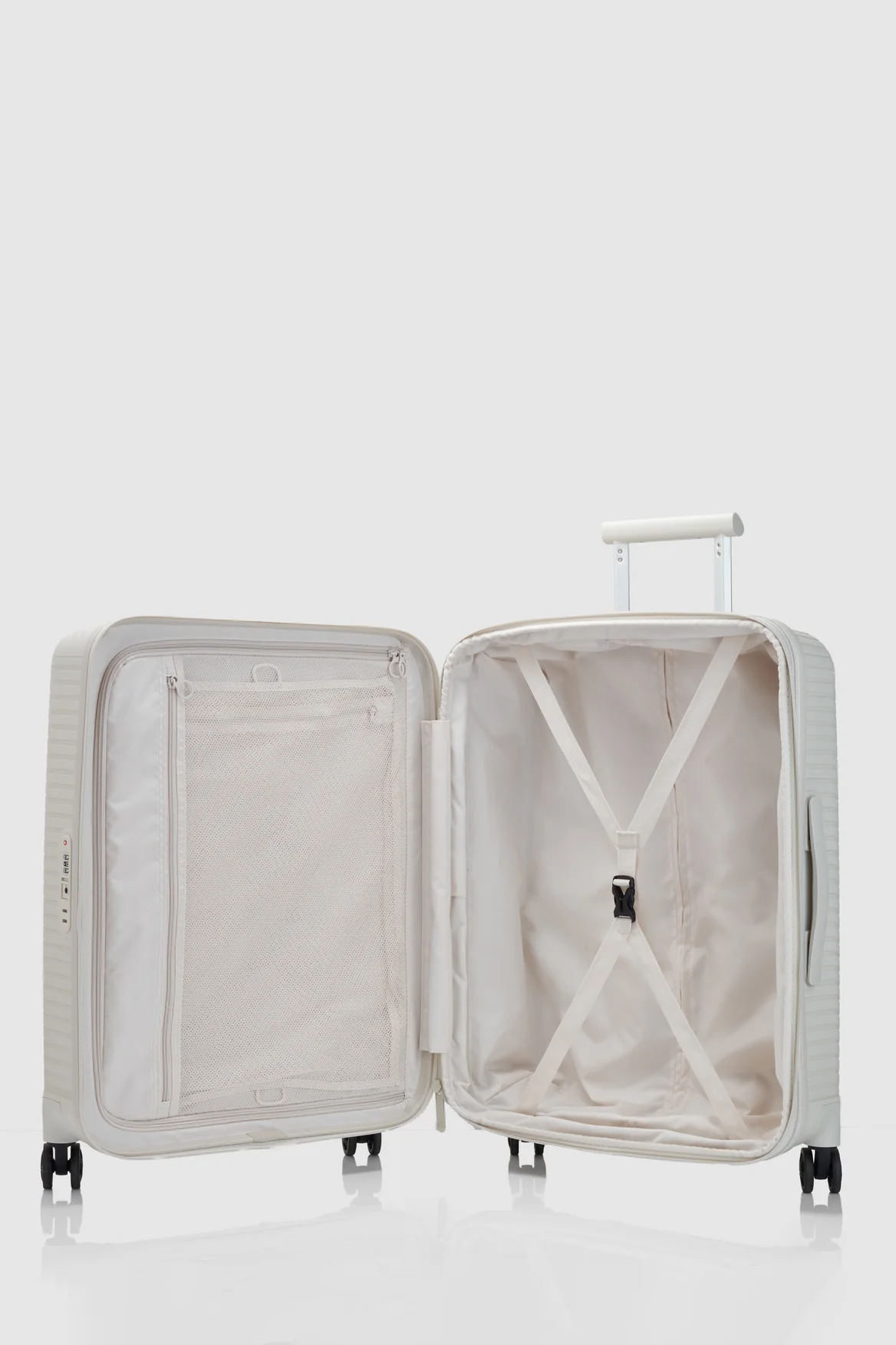 Bondi Check-In 66cm Suitcase - Image 3