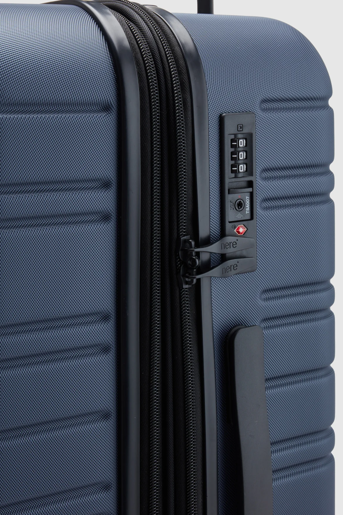 Stori Check-In 65cm Suitcase - Image 7
