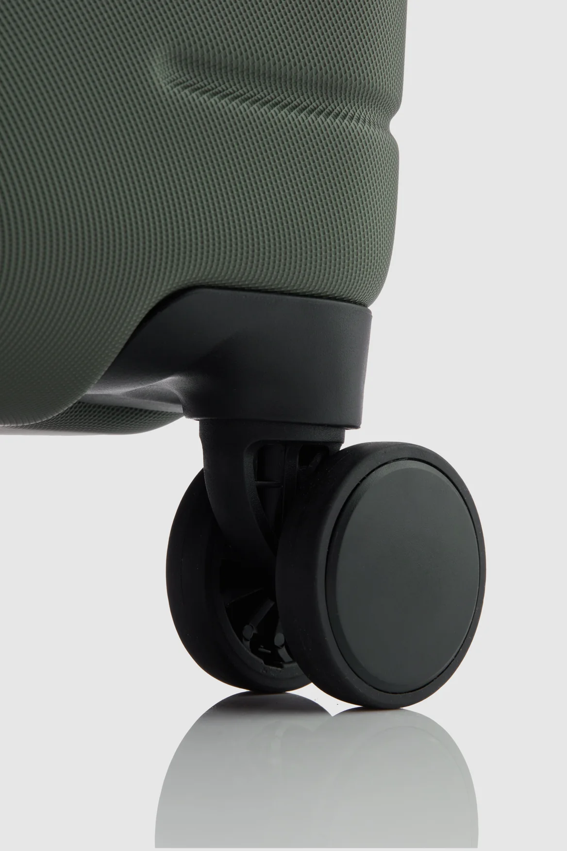 Stori Check-In 75cm Suitcase - Image 6