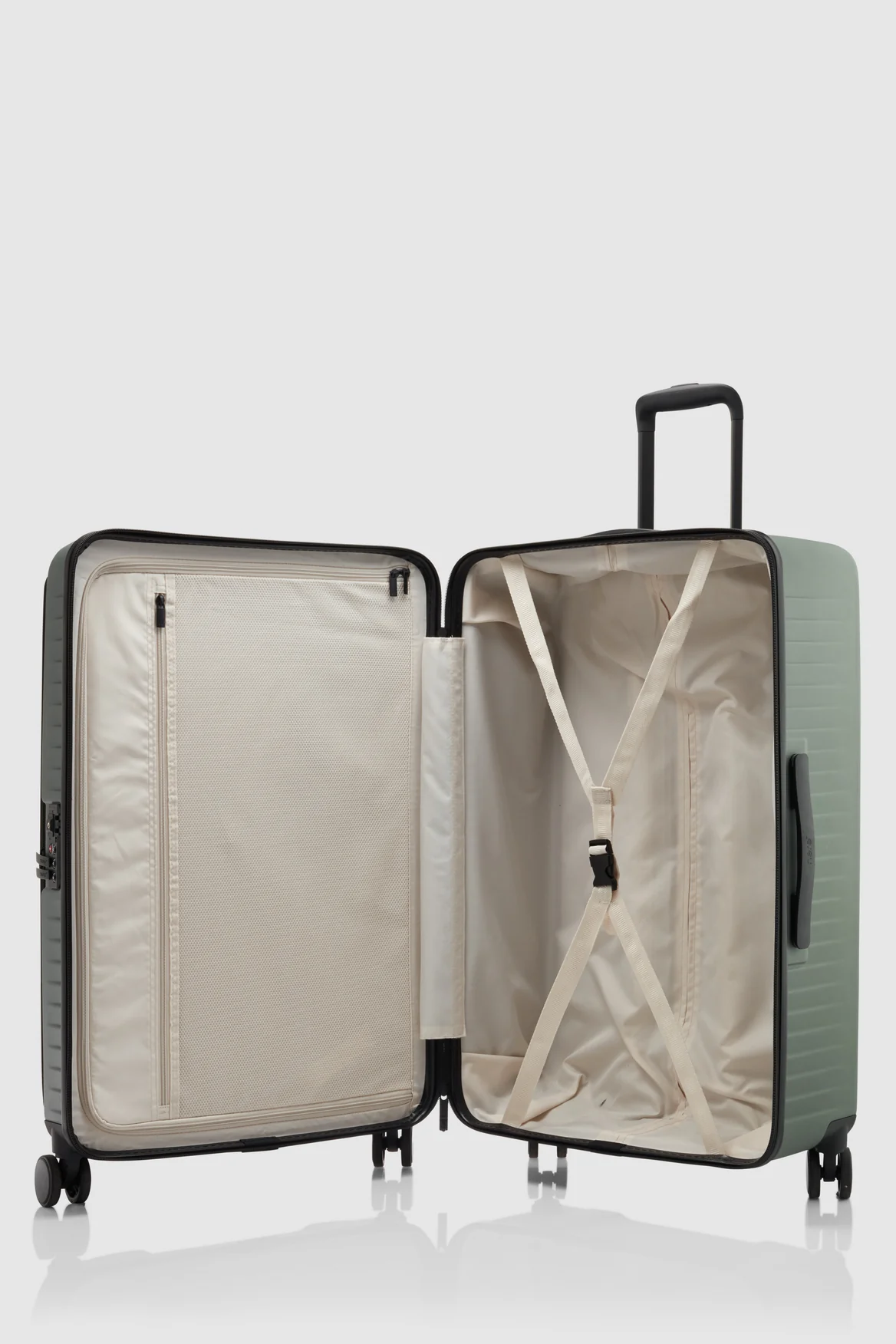 Venture Dual Open 56cm Suitcase - Image 5