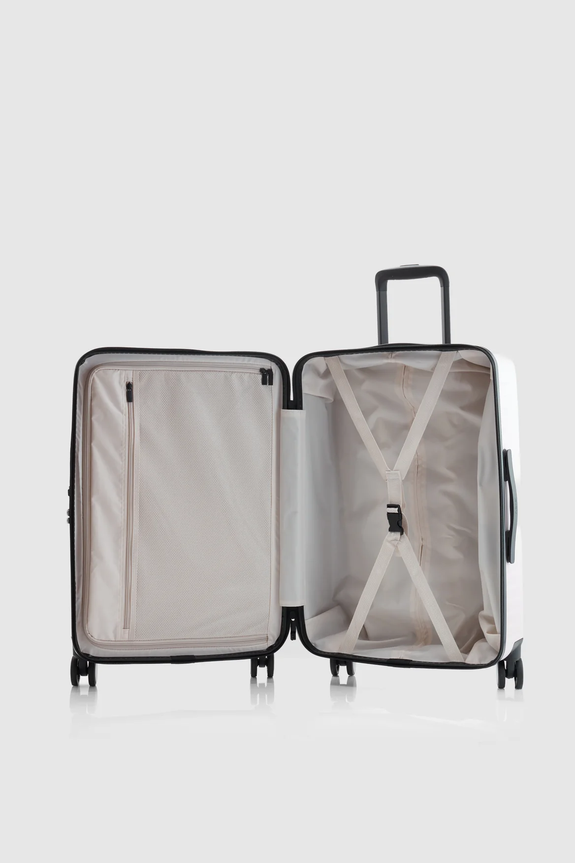 Venture Dual Open 66cm Suitcase - Image 5