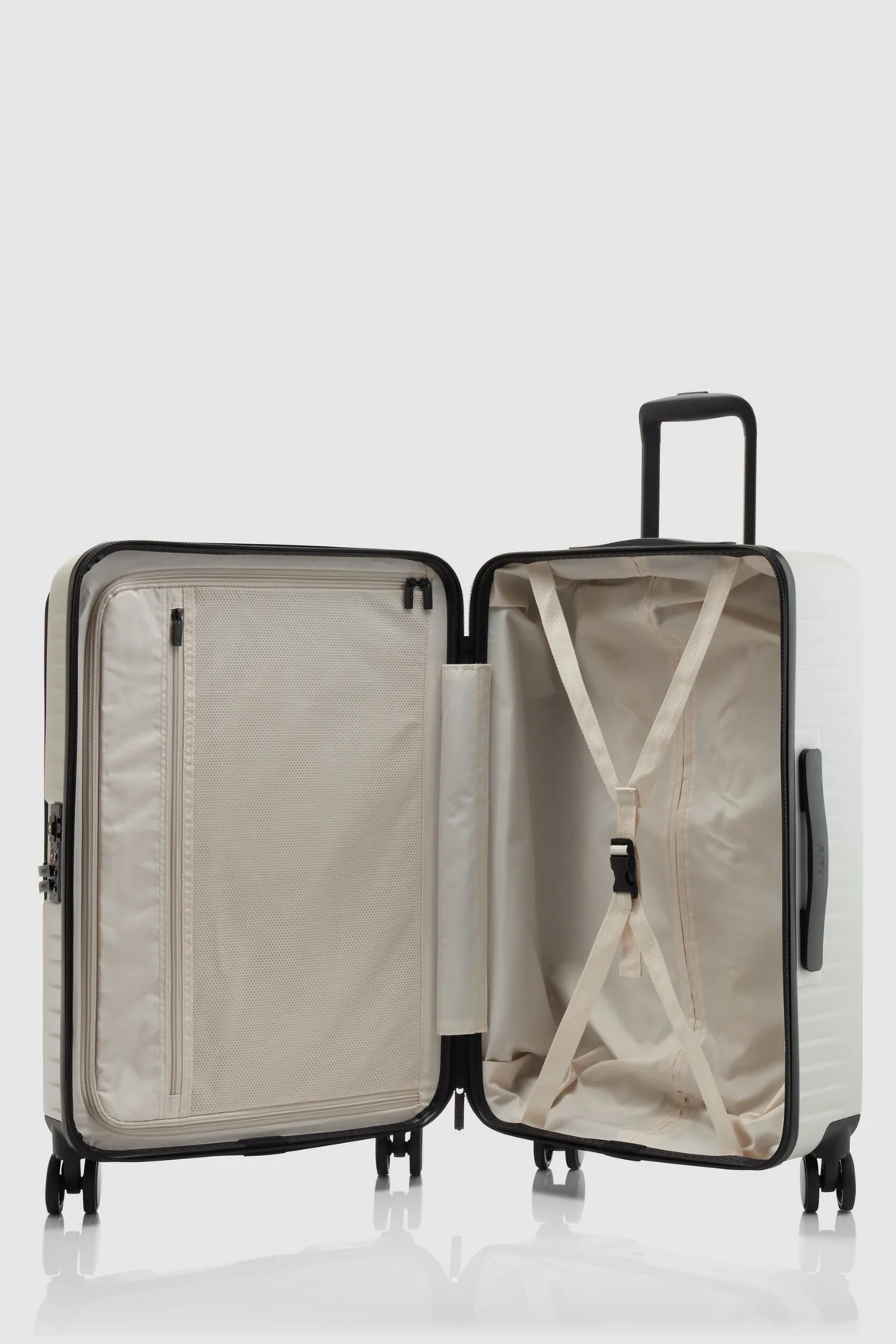 Venture Dual Open 76cm Suitcase - Image 5