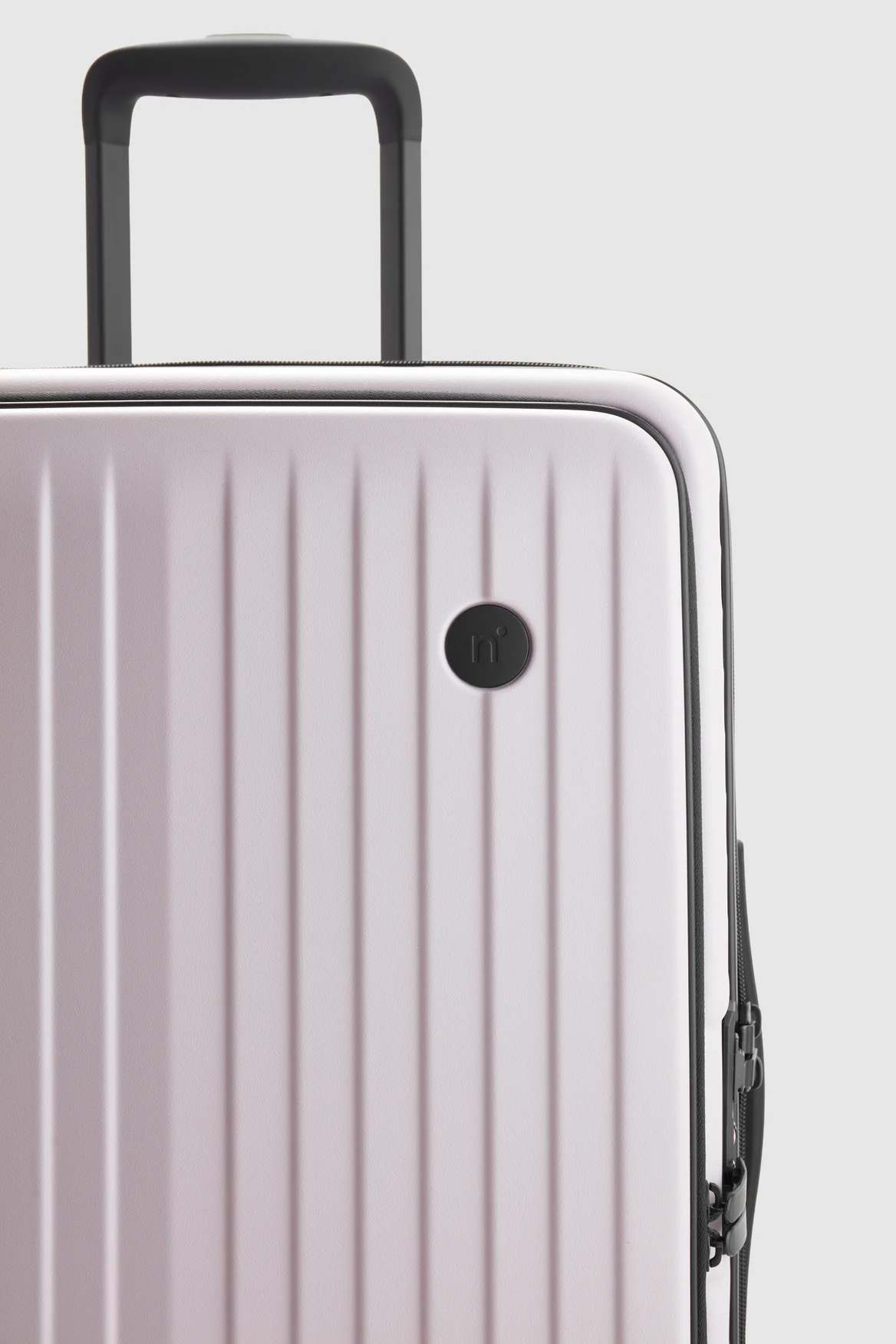 Venture Dual Open 76cm Suitcase - Image 9